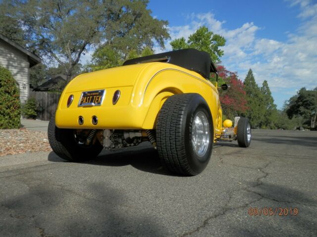 Ford Roadster 1932 image number 21