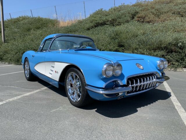 Chevrolet Corvette 1958 image number 15