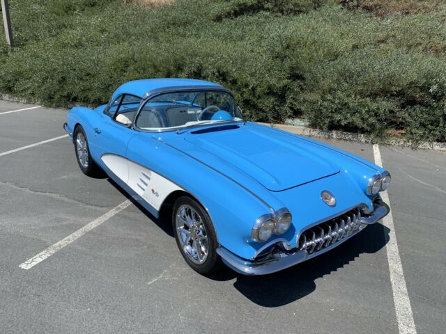 Chevrolet Corvette 1958 image number 16