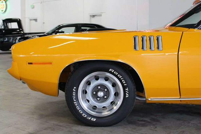 Plymouth Barracuda 1971 image number 17