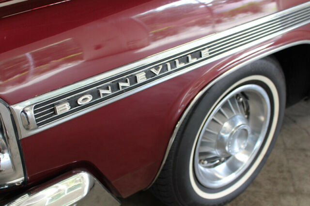 Pontiac Bonneville 1963 image number 18