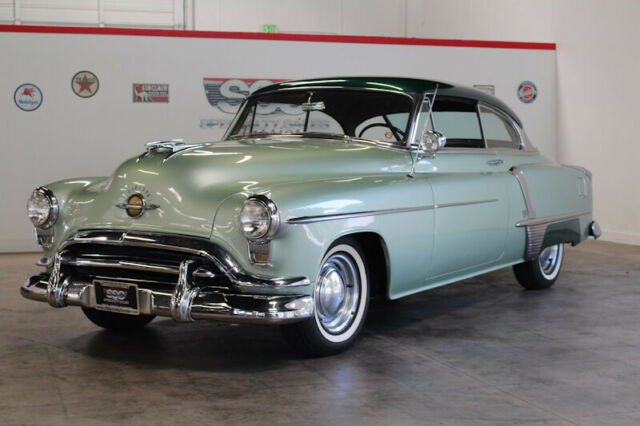 Oldsmobile Eighty-Eight 1951 image number 13