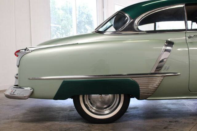 Oldsmobile Eighty-Eight 1951 image number 41