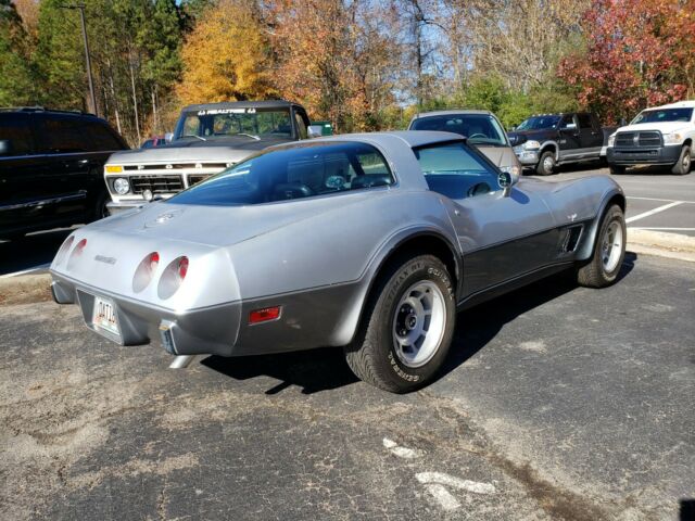 Chevrolet Corvette 1978 image number 8