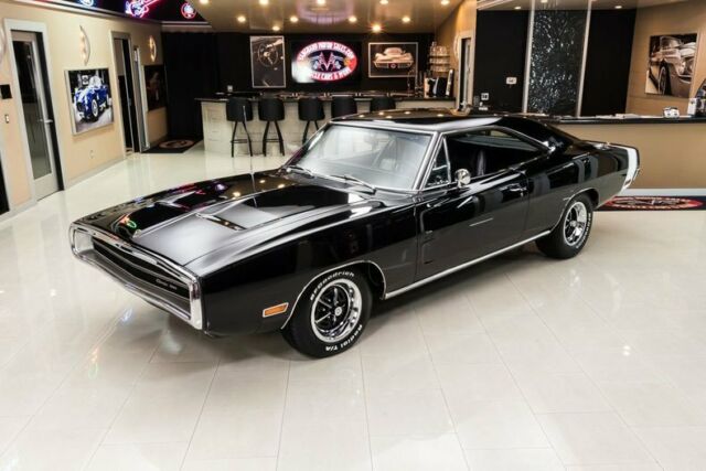 Dodge Charger 1970 image number 4