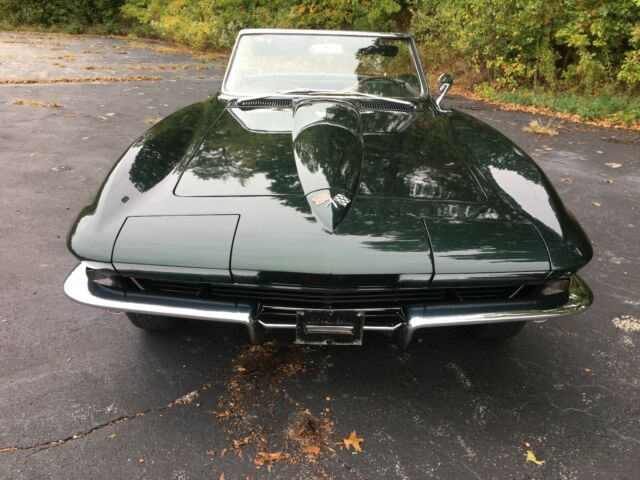 Chevrolet Corvette 1965 image number 1