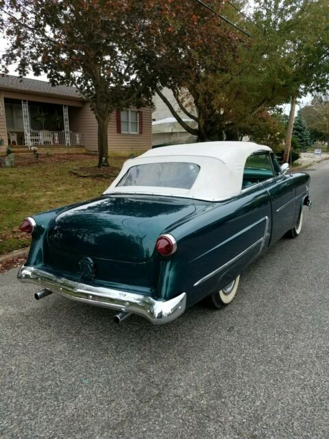 Ford Customline 1953 image number 0