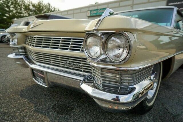 Cadillac DeVille 1964 image number 44