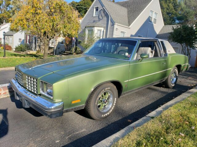 Oldsmobile Cutlass 1979 image number 18