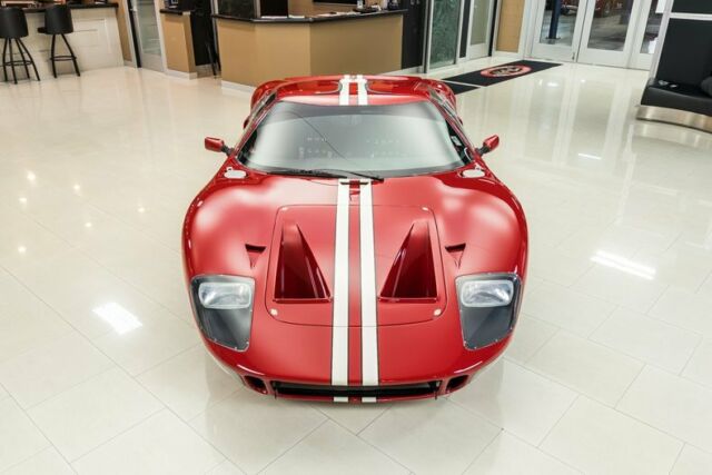 Ford GT40 1966 image number 6