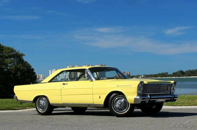 Ford Galaxie 1965 image number 32