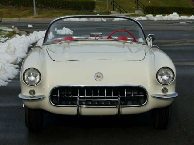 Chevrolet Corvette 1956 image number 1