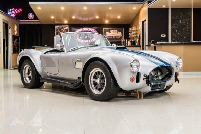 Shelby Cobra 1965 image number 31