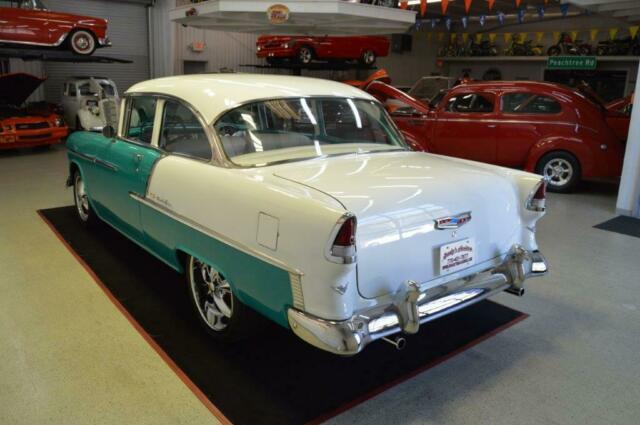 Chevrolet Bel Air/150/210 1955 image number 29