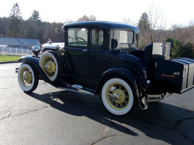 Ford Model A 1930 image number 2