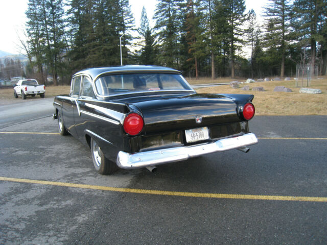 Ford Fairlane 1957 image number 23