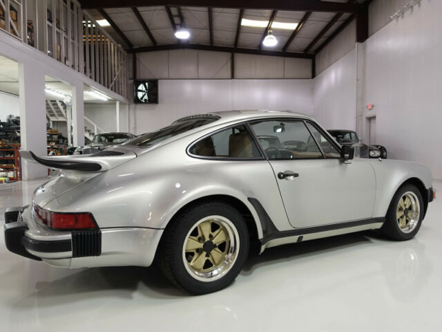 Porsche 930 1976 image number 2