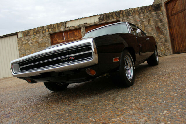 Dodge Charger 1970 image number 10