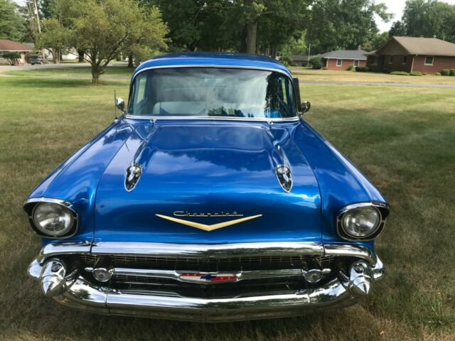 Chevrolet Bel Air/150/210 1957 image number 19