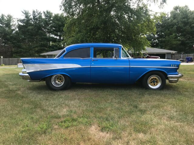 Chevrolet Bel Air/150/210 1957 image number 2