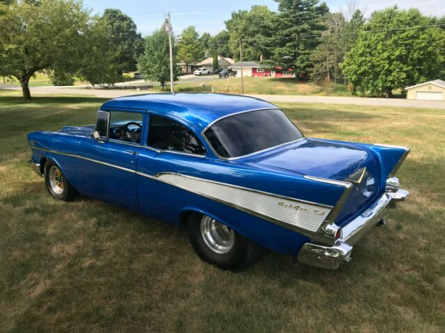 Chevrolet Bel Air/150/210 1957 image number 20