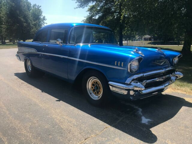 Chevrolet Bel Air/150/210 1957 image number 21