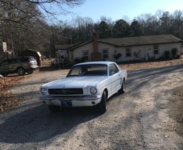 Ford Mustang 1965 image number 0