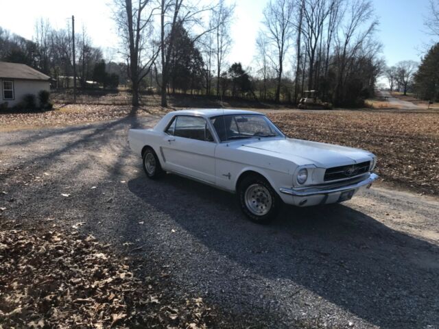 Ford Mustang 1965 image number 1