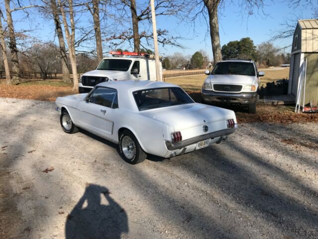 Ford Mustang 1965 image number 5