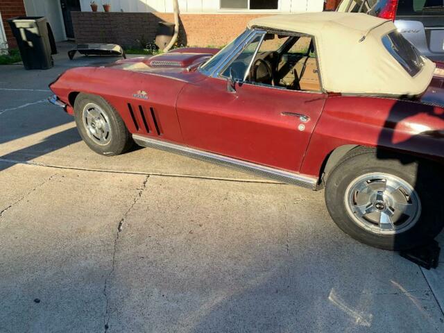 Chevrolet Corvette 1966 image number 13