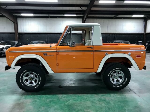 Ford Bronco 1976 image number 1