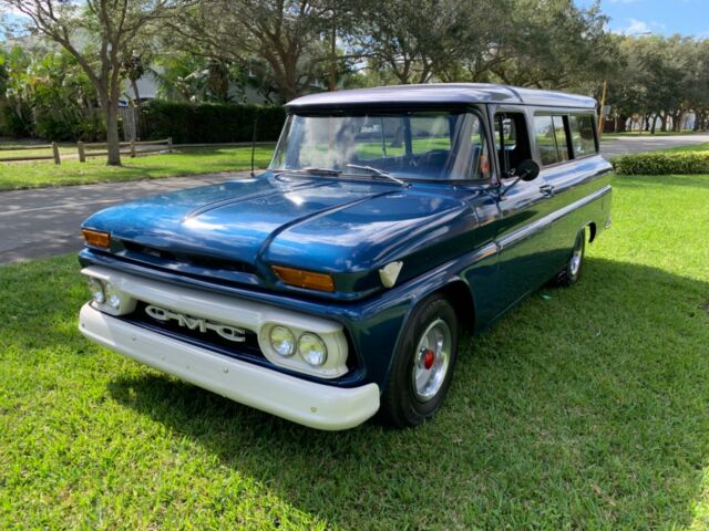 GMC Suburban 1963 image number 2