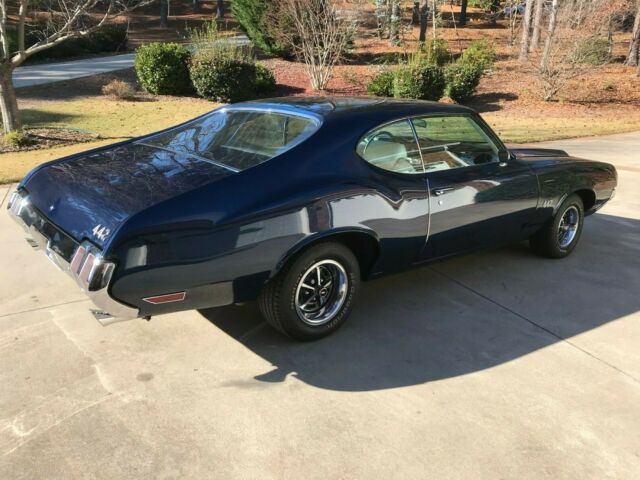 Oldsmobile 442 1970 image number 3