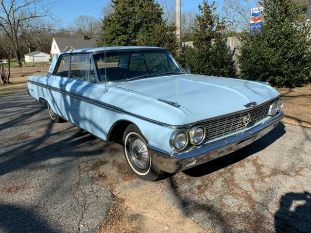 Ford Galaxie 1962 image number 35