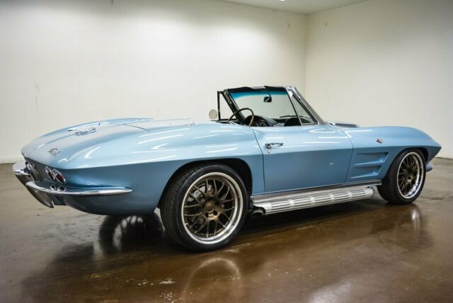 Chevrolet Corvette 1964 image number 24