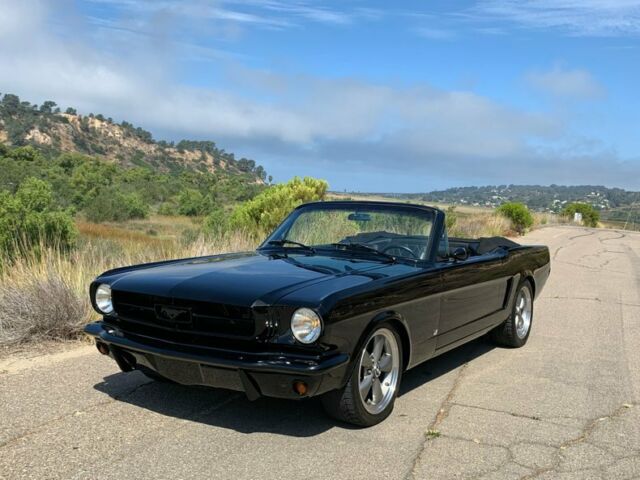 Ford Mustang 1965 image number 2