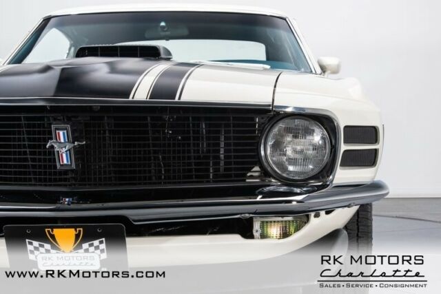 Ford Mustang 1970 image number 17