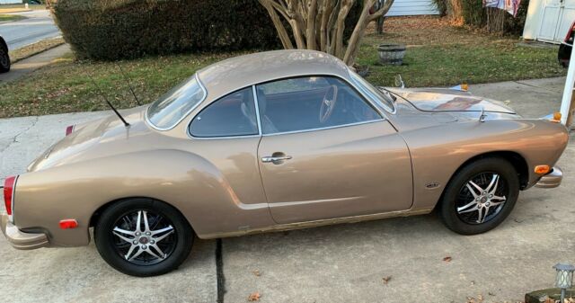 Volkswagen Karmann Ghia 1974 image number 1