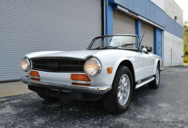 Triumph TR6 1974 image number 17