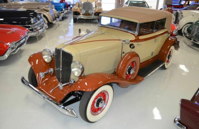 Cord Model 8-105 Convertible Sedan 1933 image number 0