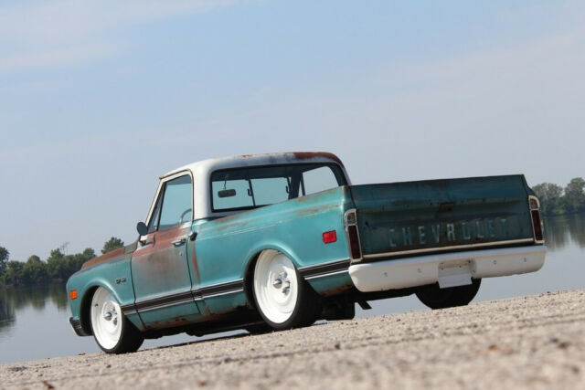 Chevrolet C-10 1969 image number 2