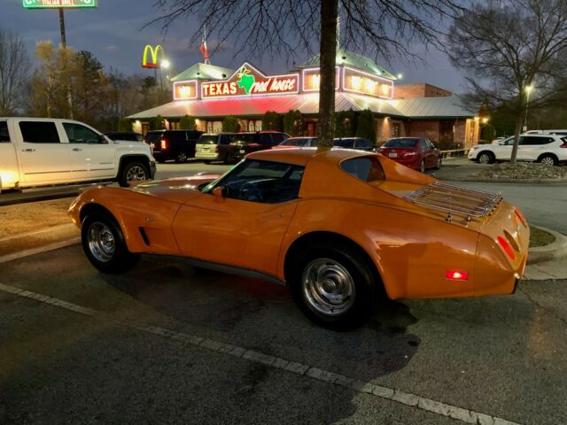 Chevrolet Corvette 1977 image number 13