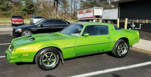 Pontiac Firebird 1976 image number 0