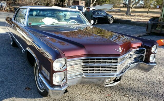 Cadillac DeVille 1966 image number 1