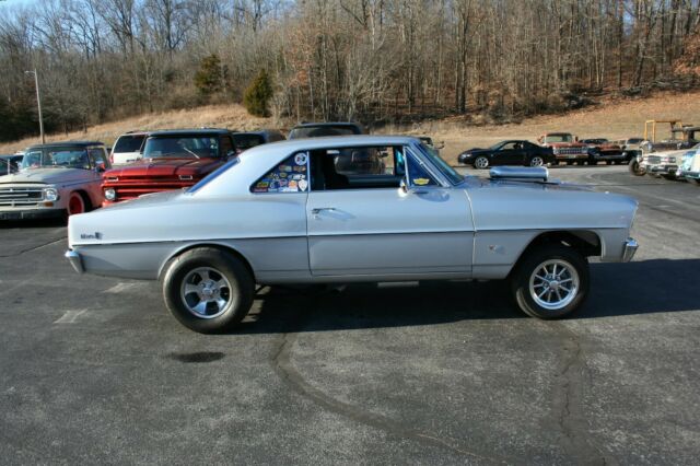 Chevrolet Nova 1966 image number 17