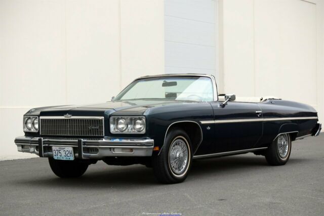 Chevrolet Caprice 1975 image number 33