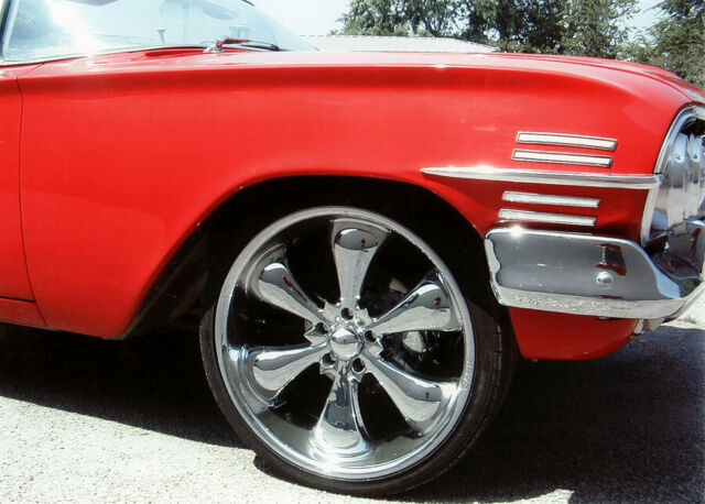 Chevrolet Impala 1960 image number 2