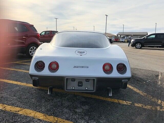 Chevrolet Corvette 1978 image number 41