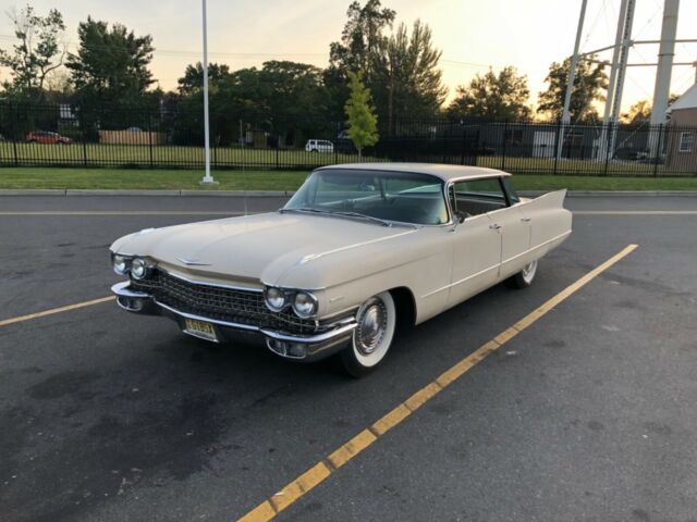 Cadillac DeVille 1960 image number 22