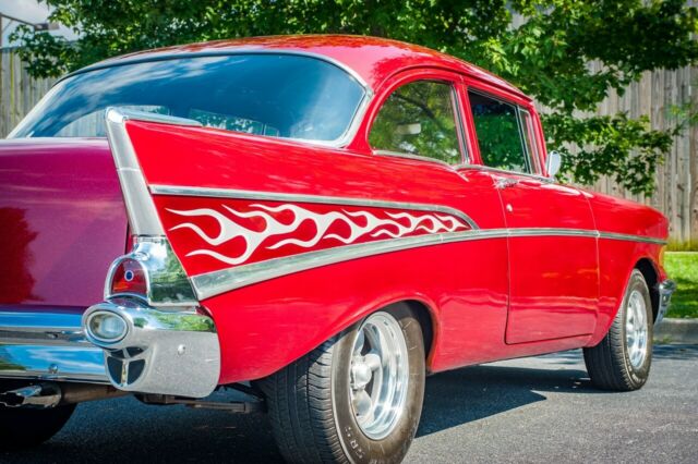 Chevrolet Bel Air/150/210 1957 image number 12